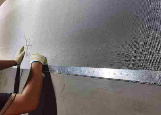 Lưới an ninh cửa sổ cửa ra vào bằng thép không gỉ 304 316, kích thước mắt lưới 9.5, sơn tĩnh điện / phủ PVC